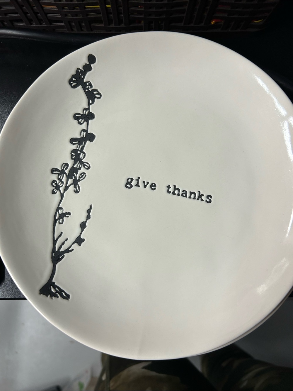 White 'Give Thanks' Decorative Dinner Plate